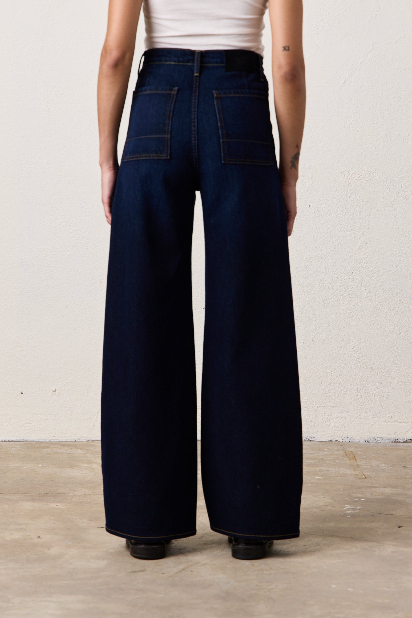 DELTA HIGH WAIST WIDE LEG JEAN