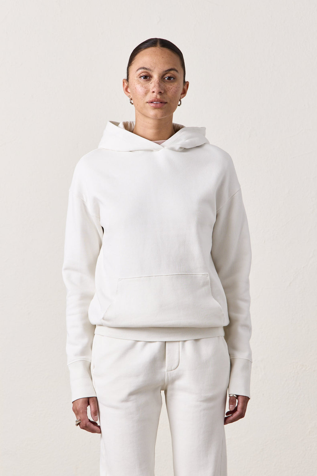 ELLIS RELAXED COZY FLEECE HOODY